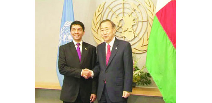 Madagascar : Opération de charme de Rajoelina