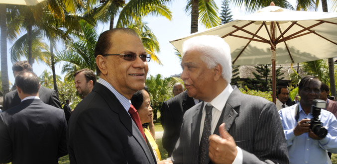 Jean-Claude de l’Estrac nommé secrétaire général de la Commission de l’océan Indien