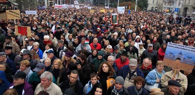 Hongrie : Manifestation contre le gouvernement à Budapest
