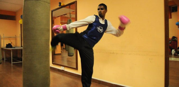 Kickboxing (Championnats du monde low-kick) - Fabrice Bauluck en finale !