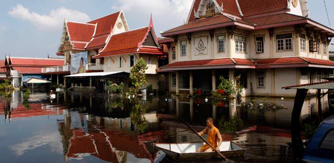Les inondations en Thaïlande ont fait plus de 400 morts