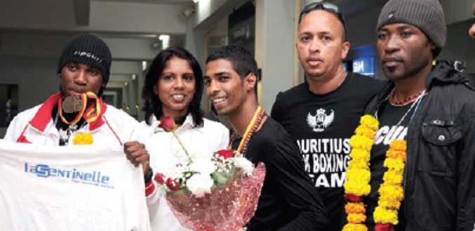 Kick Boxing – Championnats Du Monde (Low-Kick) : Bauluck-Perrine, après l’effort le réconfort