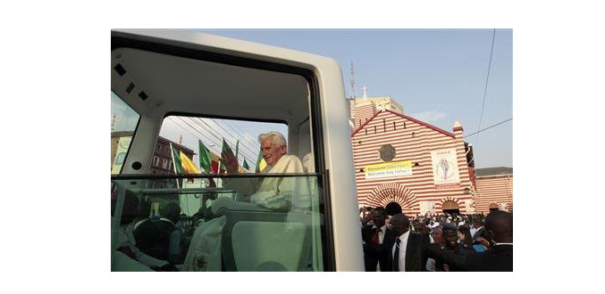 Bénin: Le pape exhorte les Africains à résister à la loi du marché