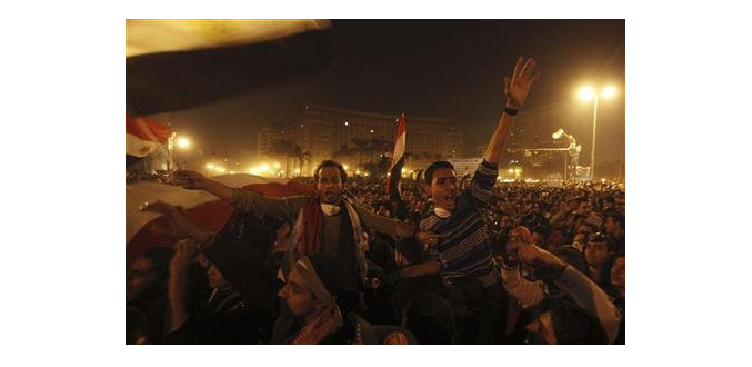 Egypte : l''armée promet de céder le pouvoir d''ici juillet