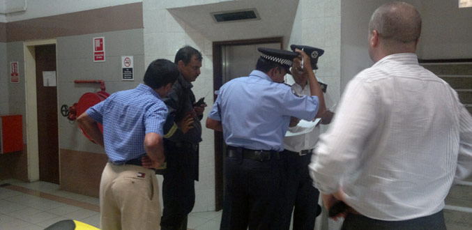 Des fonctionnaires bloqués dans un ascenseur pendant près d’une heure