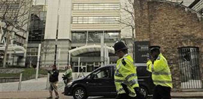 Londres : cinq arrestations dans une enquête sur le groupe Murdoch