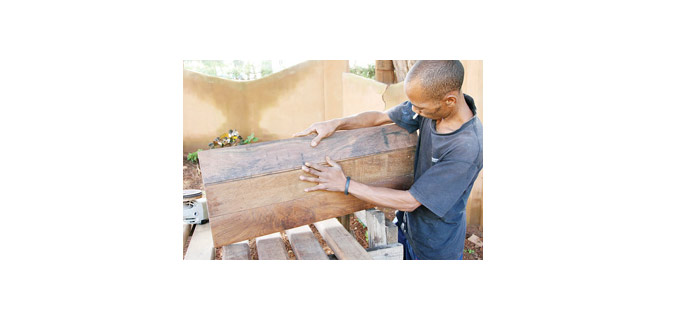 Madagascar-bois précieux : Les artisans refusent des commandes