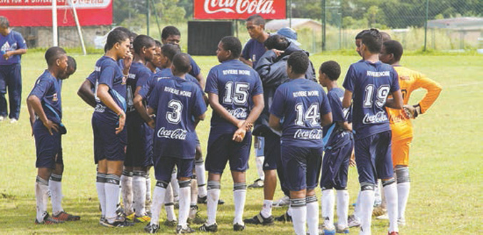 Football :  ASPL 2000 impressionne