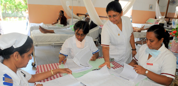 Les infirmiers du service public pourront dorénavant prétendre à un Diploma in Nursing