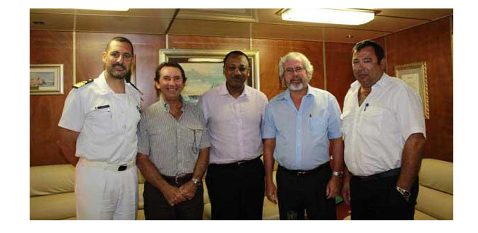 Seychelles-lutte contre la piraterie : Coopération militaire avec Atalante