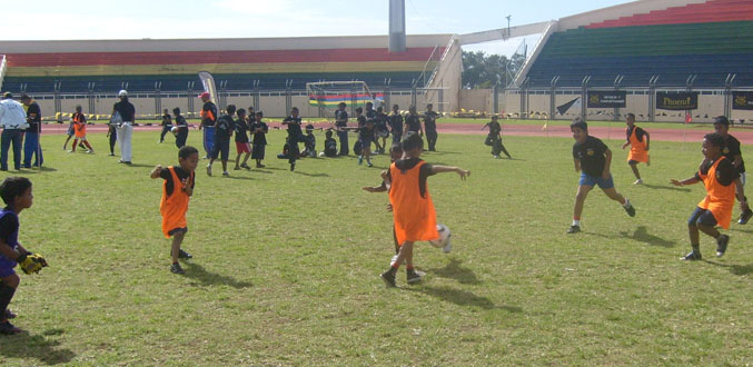 Phoenix Insurance Primary Schools Mini Soccer- C’est parti pour les bambins