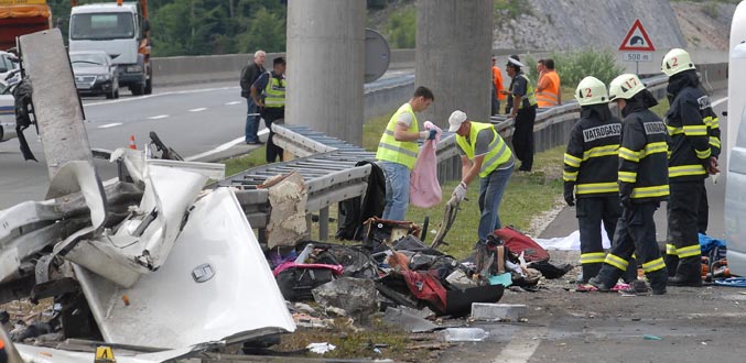 Croatie: 8 touristes tchèques tués et 44 blessés dans l''accident d''un autocar