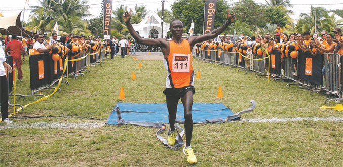 Athlétisme : Le Kényan Edward Mbuni le plus résistant !