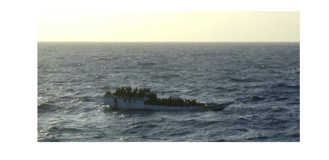 Naufrage d''un bateau de migrants en route vers l''Australie