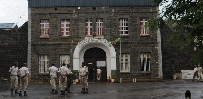 PNQ : Fact Finding Committee sur la visite controversée d’une policière à la prison centrale