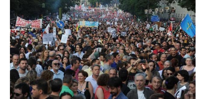 Espagne: Des centaines de milliers de personnes à Madrid pour dire «Non» à la rigueur