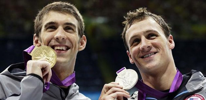 Natation : Phelps marque encore l''histoire