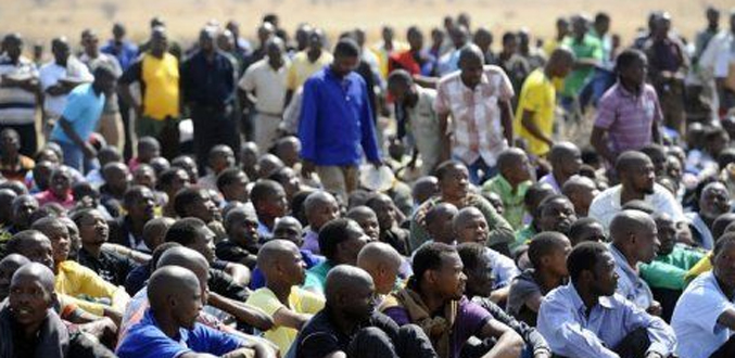 Afrique du Sud : La présidence demande la suspension de l''ultimatum aux mineurs de Marikana