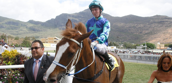 Hippisme  : Le jockey Stewart sanctionné sur Wolfe Tone
