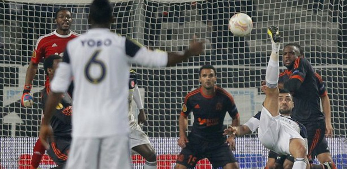 Europa League : Lyon, déjà qualifié, s’assure la 1re place à Prague