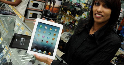 Achats de Noël : les smartphones et les tablettes tactiles font sensation cette année