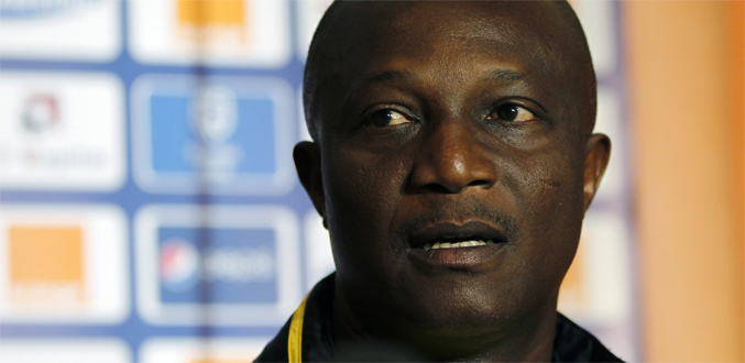 La Fédération ghanéenne de football (GFA) a confirmé vendredi le sélectionneur Kwesi Appiah à son poste.