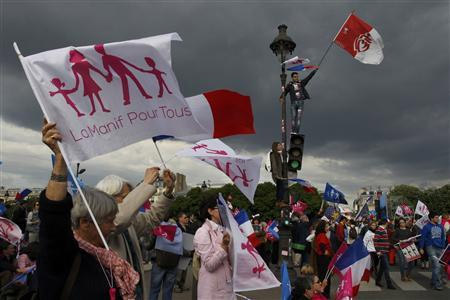 France-Baroud d'honneur réussi contre le mariage gay