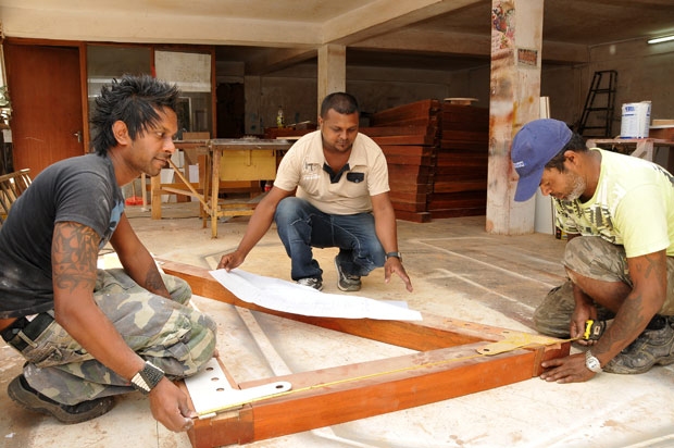 Boiserie AK LTD, gros-cailloux : une entreprise familiale qui vise les sommets