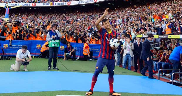 Neymar ne veut pas faire d'ombre à Messi