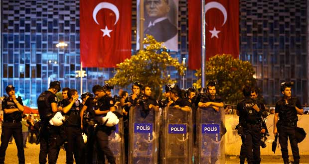 Turquie : Nouvelles manifestations à Istanbul et Ankara