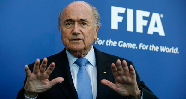 Football : Jouer l'été au Qatar serait une erreur, précise Blatter