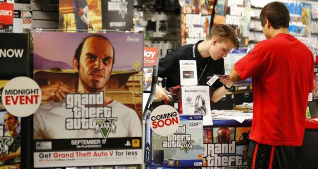 "Grand Theft Auto V" engrange 800 millions de dollars en un jour