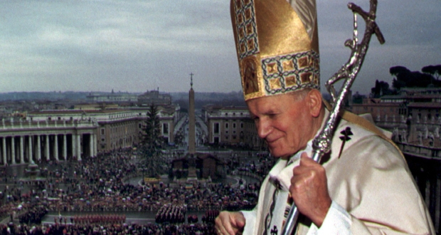 Vatican : Jean Paul II et Jean XXIII canonisés le 27 avril