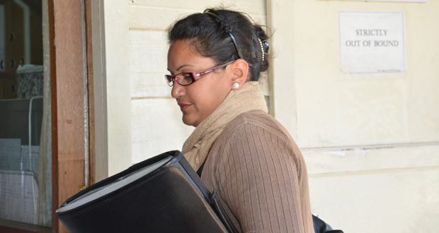 Affaire MITD : Preety Chedumbrum persiste et signe
