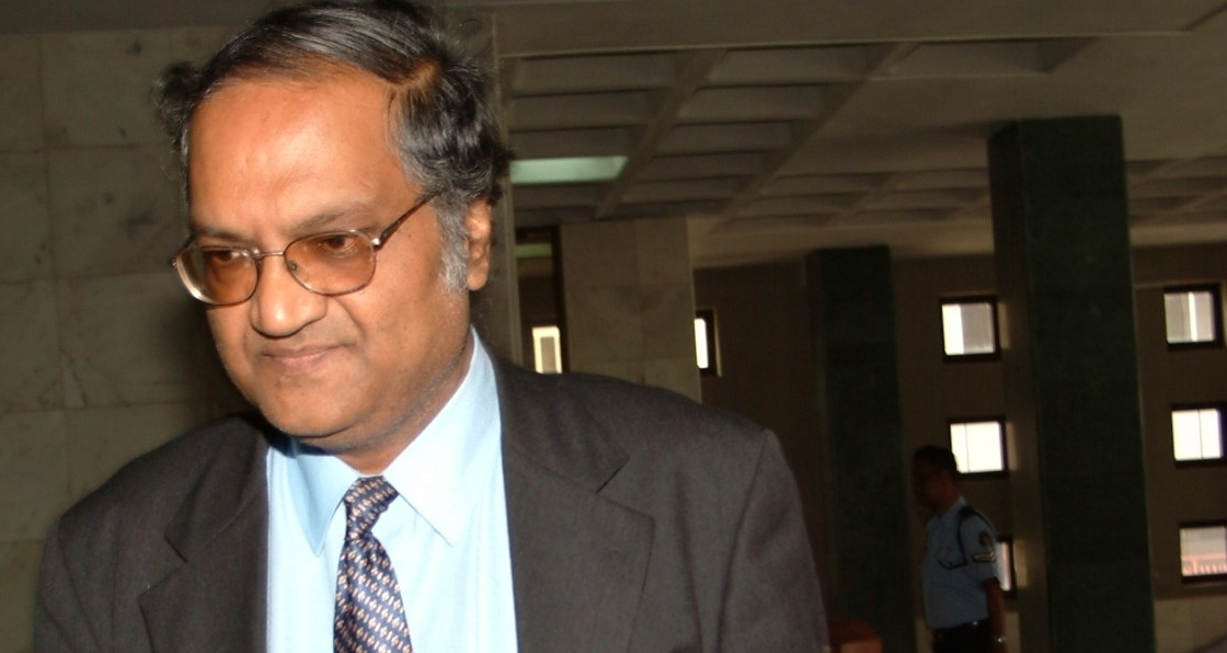 Dev Manraj, un secrétaire financier providentiel