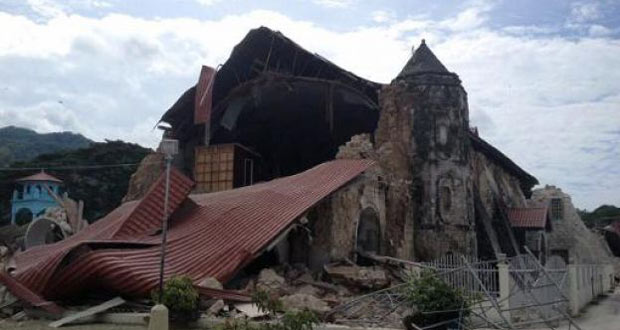 Un séisme de magnitude 7,2 fait 20 morts aux Philippines