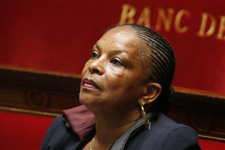 Christiane Taubira comparée à un singe, la justice saisie