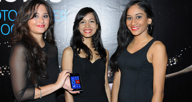 Le Nokia Lumia 925 esquisse ses premiers pas à Maurice