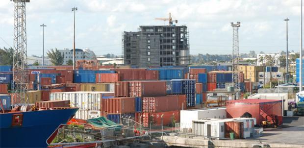 Mort tragique d’un employé dans le port