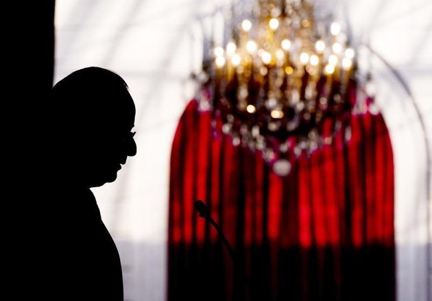 Hollande opéré en 2011, débat relancé sur la santé des présidents