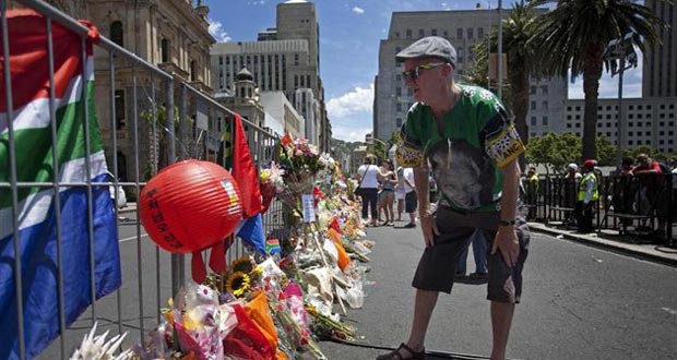 Les Sud-Africains rendent hommage à Mandela par le sport