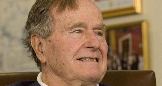 Bush père se convertit à Twitter à 89 ans