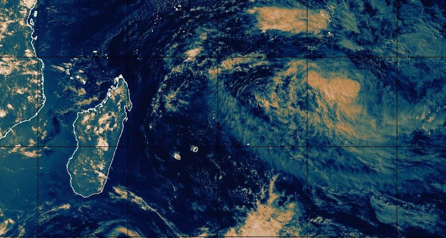 Météo: première tempête tropicale en vue 