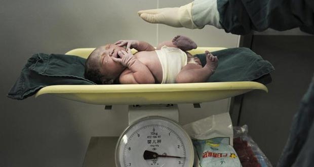 La Chine formalise la fin de la politique de l'enfant unique