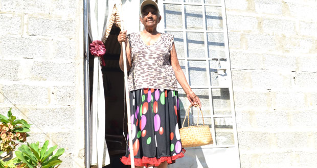 Seetabye Lollbeeharry, une des premières femmes pêcheur professionnel