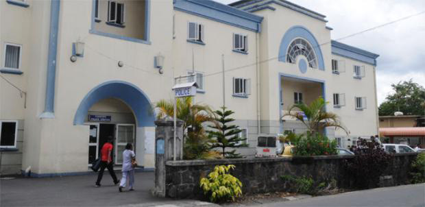 Curepipe: sa voiture volée alors qu’elle était garée dans sa cour