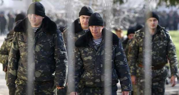 L'Ukraine ordonne l'évacuation de ses dernières bases en Crimée