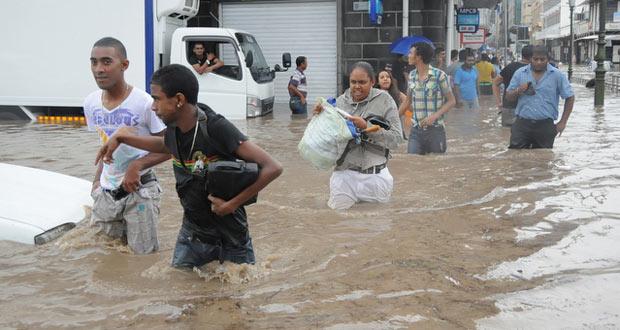 Vidéo: retour sur les inondations du 30 mars 2013