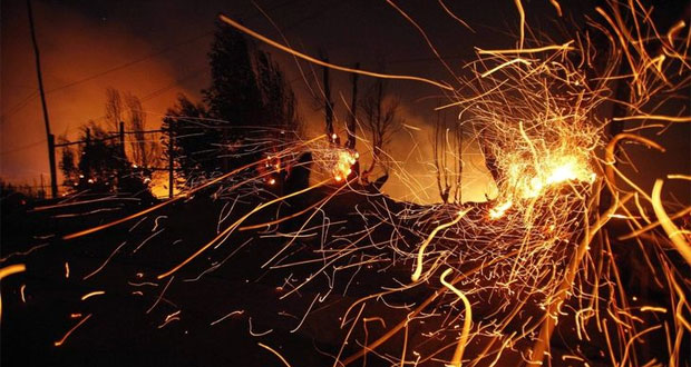 L'incendie toujours pas maitrise à Valparaiso au Chili