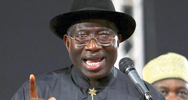 Le président nigérian promet de sauver les 200 lycéennes